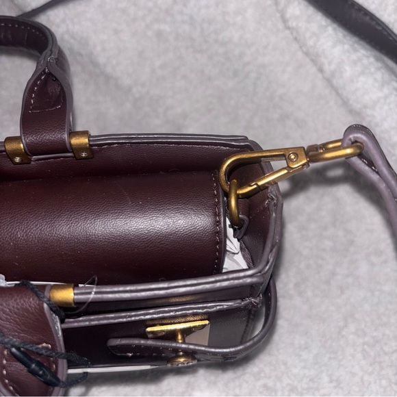 NWT Steve Madden BMead Crossbody Cocoa Satchel with Gold Accents - Picture 4 of 5